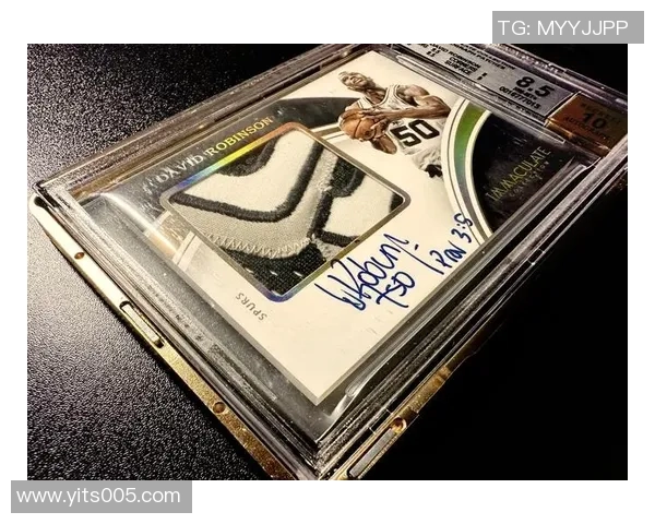 醉酒足球球星卡大揭秘：背后的趣闻与收藏价值分析